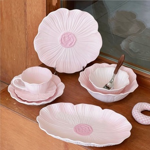 Assiettes à salade, <span class=keywords><strong>nouilles</strong></span> et soupes Lelyi Série Fleur en porcelaine givrée peinte à la main, écologiques, pour la rentrée scolaire, motif cœur féminin - Product Image 5