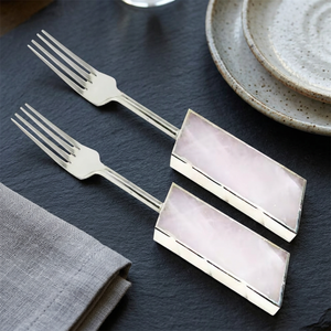Vaisselle artisanale en agate, cuillères et fourchettes en cristal, ustensiles de cuisine en pierres précieuses avec style mascotte et art populaire, cadeau d'affaires - Product Image 4