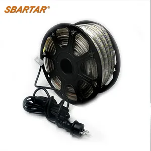 Tira de luces LED plana de 25M y 230V IP65 Tira de luces LED Plug and Play para interiores y exteriores 6000K para uso en obras de construcción - Product Image 1