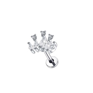 1 ud. Pendiente de titanio ASTM F136 16G con rosca interna e incrustaciones de circonita, tipo labret de parte trasera plana, para lóbulo, hélice, tragus, con forma de corazón, regalo para niños - Product Image 3