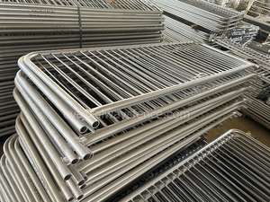 <span class=keywords><strong>Lit</strong></span> d'élevage de production porcine équipement de <span class=keywords><strong>lit</strong></span> de truie <span class=keywords><strong>lit</strong></span> de <span class=keywords><strong>naissance</strong></span> jumeau européen incubateur de porcelets/caisses de mise bas de porcherie - Product Image 4