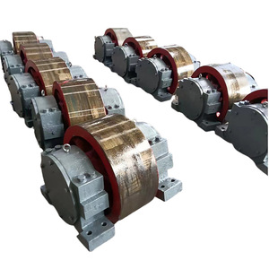 Rouleaux en acier moulé de grande taille pour sécheurs, fours rotatifs et divers fours industriels - Pièces de machines sur mesure diverses - Product Image 1