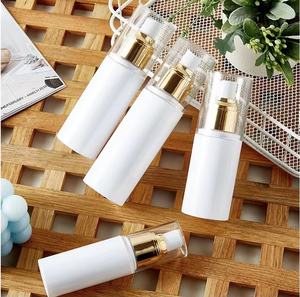 1 унция 50 мл 60 мл 80 мл 100 мл Роскошная Красивая Косметика прозрачная белая пластиковая сывороточная бутылка с золотым насосом Золотая Лидс - Product Image 6