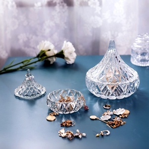 Conteneur de bonbons de haute qualité, pot de stockage en verre transparent en forme de <span class=keywords><strong>goutte</strong></span> <span class=keywords><strong>d</strong></span>'<span class=keywords><strong>eau</strong></span> avec couvercle en verre - Product Image 3