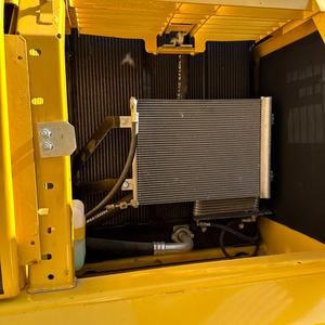 Excavatrice d'occasion Komatsu PC 240LC PC240LC-7 PC240LC-8 Komatsu PC 240 LC-10 PC220LC PC210LC en bon état à vendre - Product Image 6