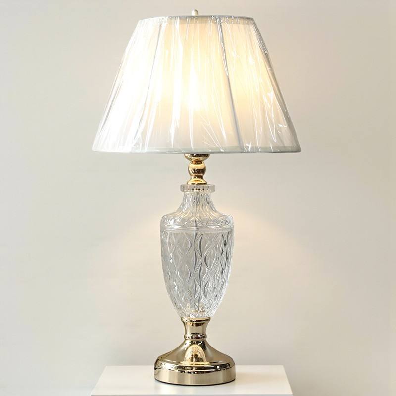 สีดำสีกากี