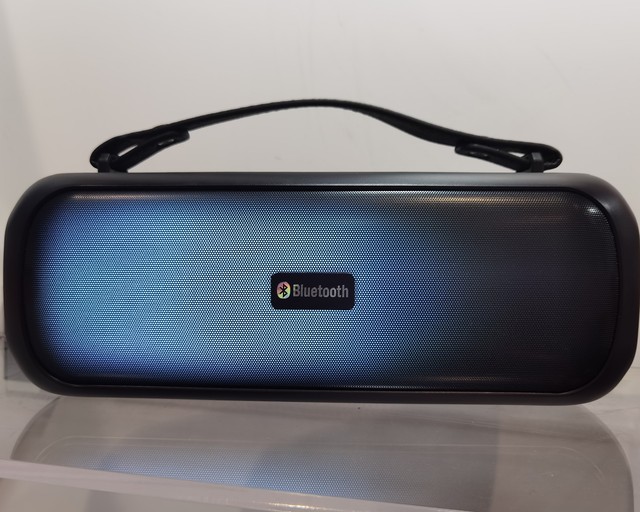M Outdoor 3.5 Inch Wireless Portable Speaker Subwoofer Portable Music Bluetooth Speaker with Lights