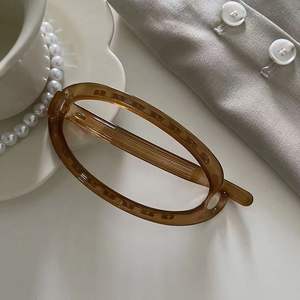 Fermagli per Capelli in Plastica Stile Coreano, Eleganti e Alla Moda per Chignon e Coda di Cavallo, Vendita all'Ingrosso - Product Image 1