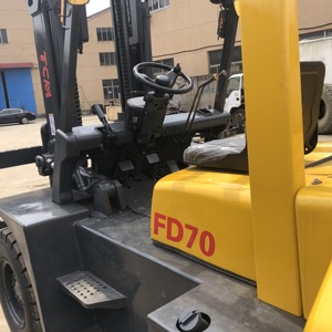<b>Used</b> TCM FD70 7 TON Diesel Forklift Three Stage Mast 1220x125*50 Forks 2240mm Load Centre Turning USA Origin 4WD Rough Terrain - Product Image 5