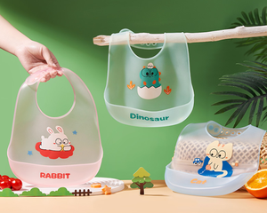 Baberos de Silicona para Bebé Personalizables al por Mayor, Cómodos, Suaves, Fáciles de Ajustar, Cierre de Botón, Impermeables, Libres de BPA, con Estampados - Product Image 3