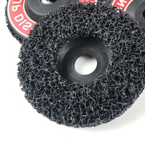 Disques non tissés noirs 3M <span class=keywords><strong>Scotch</strong></span> Brite Clean and Strip XT Pro de 4 pouces - Product Image 6