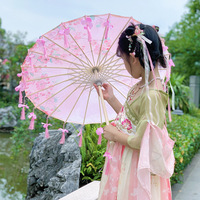 Sombrilla de Seda con Flecos de Pétalos - Accesorio de Danza de Tamaño Pequeño para Actuaciones Infantiles y Sesiones de Fotos de Hanfu