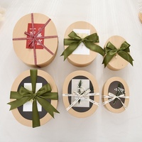 Boîte cadeau ovale en papier kraft avec doublure alvéolée, emballage en papier spécial artistique pour biscuits et cadeaux de demoiselles d'honneur, vente en gros