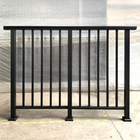 Schwarze Aluminium-Geländer-Handläufe für Wohnbalkone, Treppen, Veranden und Außentreppen