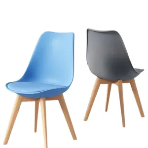 Atacado Nórdico Moderno Colorido Pernas De Madeira De Plástico Tulip Cadeiras Tropical Cadeira De Jantar Cadeira De Assento De Plástico