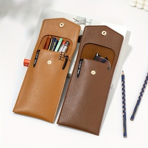 Stijlvol leren etui - Penhouder met drukknoopsluiting voor rugzakdragen, pennendoos met grote capaciteit voor cadeau en dagelijkse organisatie - Product Image 1