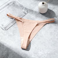 String sexy pour femmes matures, de bonne qualité, bonne élasticité, doux, confortable, couleurs unies, sans couture