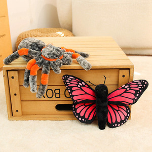 Série de poupées d'insectes créatives pour la décoration de la maison, jouets <span class=keywords><strong>en</strong></span> peluche mignons (araignée, coccinelle, papillon), cadeau d'anniversaire - Product Image 3
