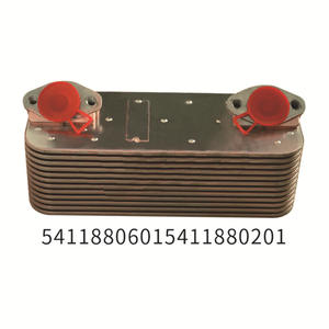 Refroidisseur d'huile 1760140 1857500 2184273 2397569 Pièces de réfrigération et d'échange thermique - Product Image 2