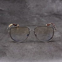 Nouvelles montures de lunettes de vue en titane pur et acétate, style punk de luxe, avec diamants, de haute qualité, pour hommes et femmes, en stock d'usine, vente en gros et au détail