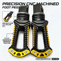 Repose-pieds arrière universels en alliage d'aluminium CNC à forme de croissant multiples pour la plupart des motos
