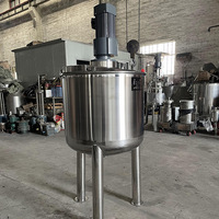 Cuve de mélange industrielle avec agitateur pour jus, boissons gazeuses et mélange de saveurs