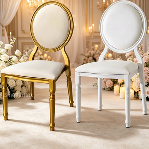Chaise Chavari en métal blanc champagne empilable à prix avantageux pour réception de mariage - Product Image 1