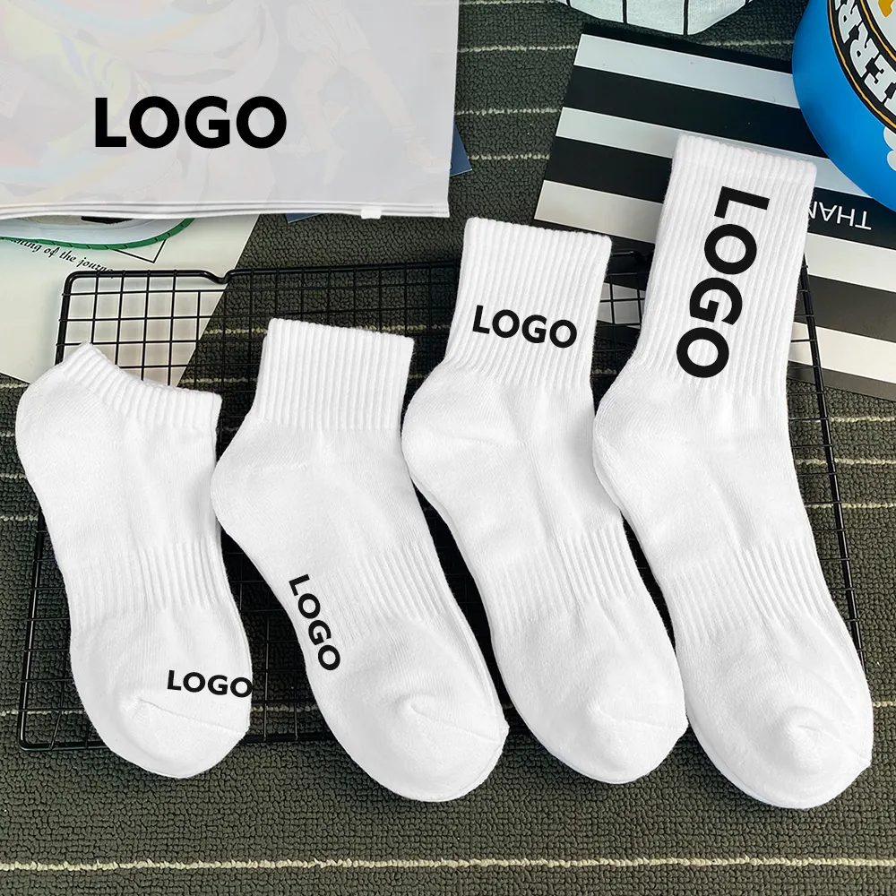 Kostenlose Probe Sport Großhandel Skate Crew Sport Herren benutzer definierte Logo Sport Socken Casual Socken