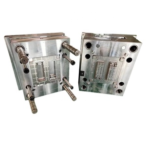 odm oem plastic mold plastic injection service vertical horizontal insert molding