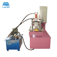 Machine de formage à rouleaux pour rails de porte coulissante et guides de porte à enroulement Lian Nai, vente chaude