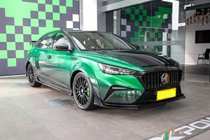 Consommation de carburant ultra-faible, MG6 PHEV 2021, berline <span class=keywords><strong>hybride</strong></span> rechargeable 1.5T, 1.1L, 100 km, <span class=keywords><strong>voiture</strong></span> d'occasion - Product Image 5