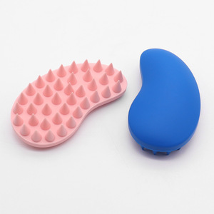 Pet Brush Wet and Dry Cat Float Hair Cleaning Silicone Massage Brush <b>Dog</b> <b>Bath</b> Supplies - Product Image 5