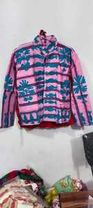 Poncho de Lana Suzani Hecho a Mano con Bordado Vintage y Encaje, Grueso para Invierno, para Boutiques, Diseñadores y Minoristas - Product Image 5