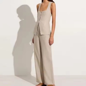 Trajes de Lino Personalizados OEM para Mujer, Pantalones Rectos de Negocios, Top Corto de Lino sin Mangas con Cuello Cuadrado, Conjuntos de Dos Piezas - Product Image 2