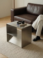 Table d'angle carrée en acier inoxydable brossé sans soudure pour rangement ; Design personnalisable de style industriel, minimaliste et robuste