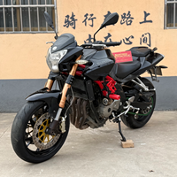 Motocicleta Benelli TNT 600i de 600cc, Motocicleta Urbana de Gasolina, 4 Cilindros, Refrigeración Líquida, EFI, Alto Rendimiento, Estilo Naked