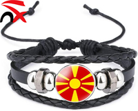 Produits en gros de la série drapeaux de Macédoine du Nord : Bracelets, épingles et chaussettes à l'effigie du drapeau de Macédoine du Nord pour activités de plein air