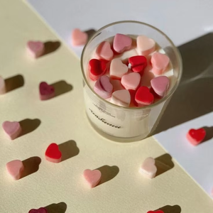 Bougie parfumée en cire de soja aromathérapeutique LANJO Novelties avec des cœurs, pour la Saint-Valentin, romantique et personnalisée - Product Image 3