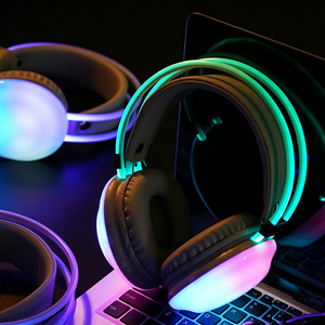 Auriculares Inalámbricos Bluetooth con Orejeras RGB, <span class=keywords><strong>Cascos</strong></span> de Audio - Product Image 3