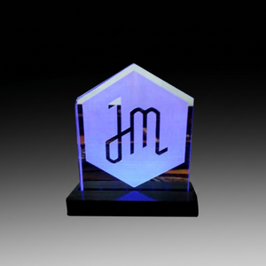 Support d'affichage Crystal Glow, vitrine en acrylique éclairée par LED, design personnalisé, base lumineuse LED - Product Image 1