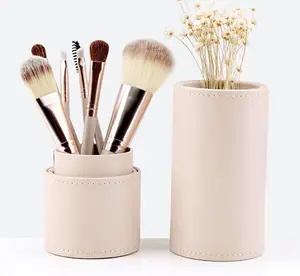 Wholesale Customization Logo 7pcs Makeup Brush Set Pony Brush Eye Shadow Blush Makeup Brush Set With Cylinder Case