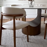 Juego de Mesa de Comedor Redonda Hobart de 5 Piezas para 4 Personas, Piedra Sinterizada Elegante con Asientos de Diseño Elegante para un Espacio Confortable