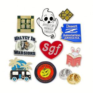 Broche de metal con forma de rompecabezas colorido, pin esmaltado con serigrafía, insignia temática de anime para coser y decorar. - Product Image 5