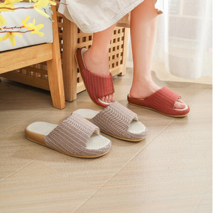 Nouvelles pantoufles ouvertes pour hommes, style printemps/automne, antidérapantes, désodorisantes, imperméables, respirantes, en tissu absorbant la transpiration, pour la maison - Product Image 3
