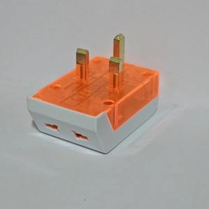 อะแดปเตอร์ปลั๊กอเนกประสงค์ของสหราชอาณาจักร 100-240V Ac Input วัสดุ Abs อะแดปเตอร์เดินทางแบบออลอินวันสำหรับสินค้าส่งออก - Product Image 1