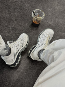 Chaussures de Randonnée Extérieures Respirantes en Maille XT6-Quest Officielles et Authentiques, Nouveauté Été 2025, pour Hommes et Femmes, avec Semelle Extérieure en Caoutchouc et Fermeture à Lacets - Product Image 5