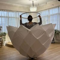Offre Spéciale géant 3D blanc femmes parapluie Costume accessoire gonflable pliable fleurs scène Performance événement Commercial