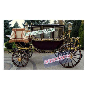 Carruaje Real con Caballos, Construcción de Metal y Madera, Ligero, Color Personalizado para Eventos de Boda - Product Image 1