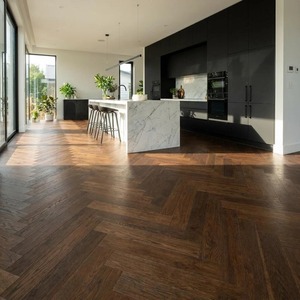 Suelos de <span class=keywords><strong>parquet</strong></span> de madera multicapa de lujo, grado Select, de roble ingenierado con acabado en nogal negro, núcleo de abedul ruso de 14 mm - Product Image 5