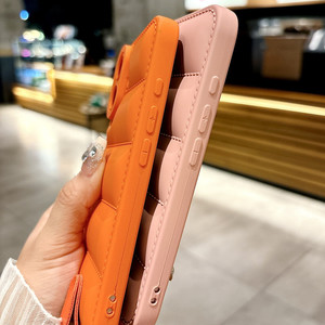 Étui de téléphone YLXZ en TPU souple antichoc pour 16 Pro Max 15 12 Pro, avec dragonne, design luxueux, style <span class=keywords><strong>Ins</strong></span>, multi - Product Image 4